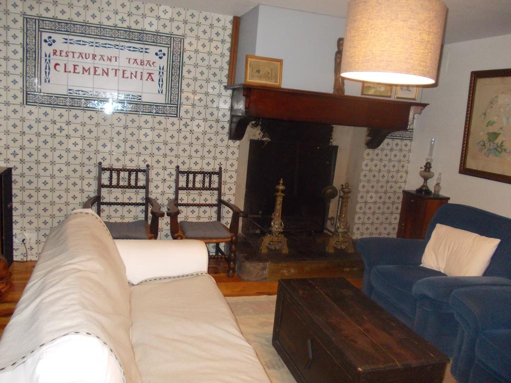 Hotel Le Clementenia Arneguy Экстерьер фото