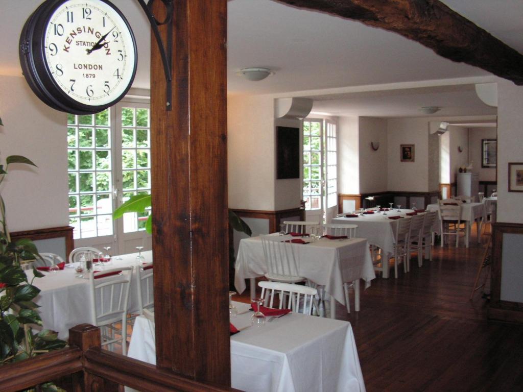 Hotel Le Clementenia Arneguy Экстерьер фото